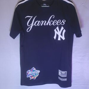 Yankees Black Jersey T-Shirt
